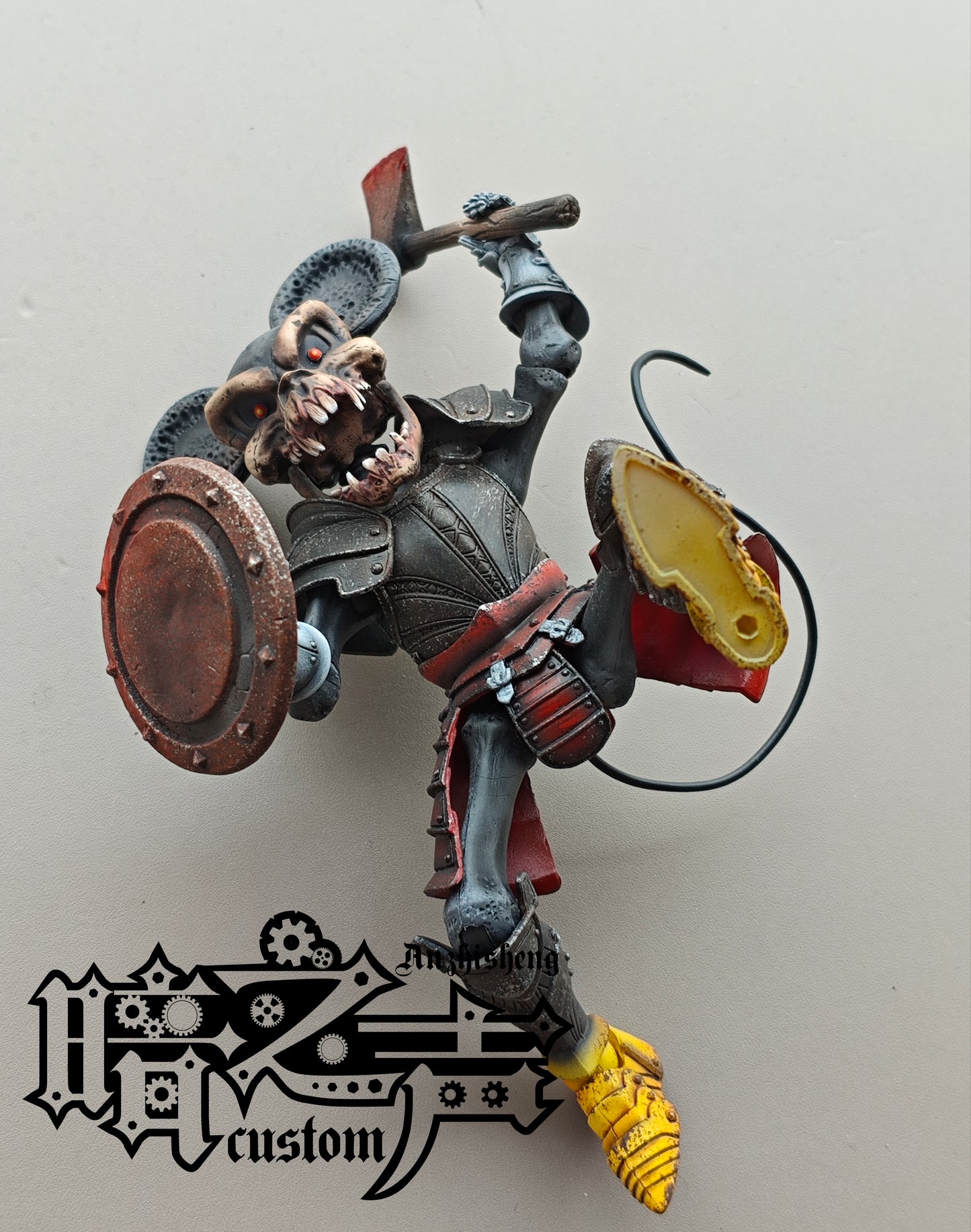 Head Carving -  White mouse skeleton Head