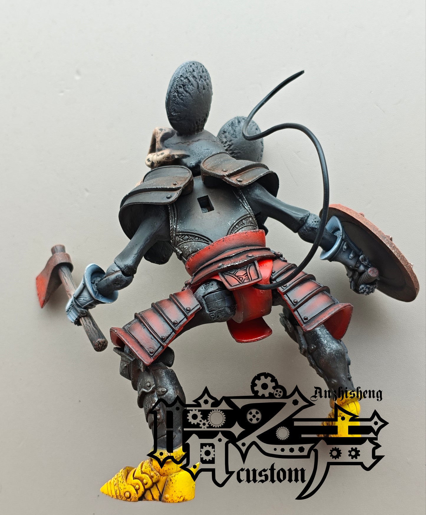 Head Carving -  White mouse skeleton Head