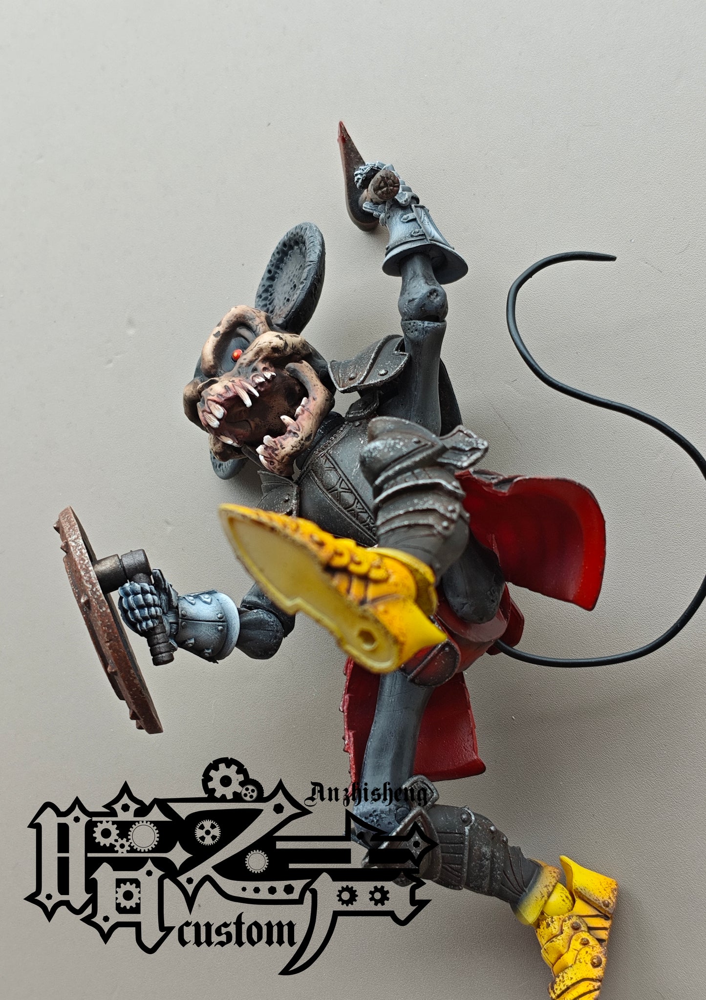 Head Carving -  White mouse skeleton Head