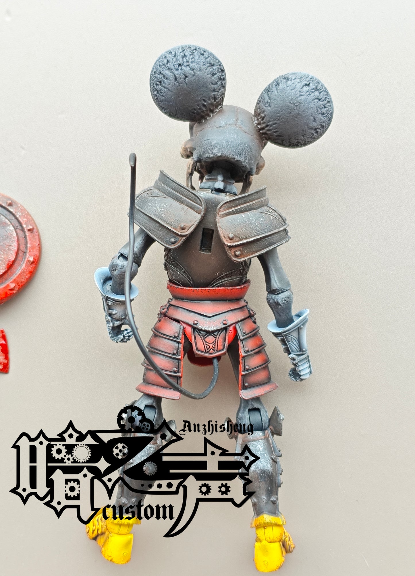 Head Carving -  White mouse skeleton Head