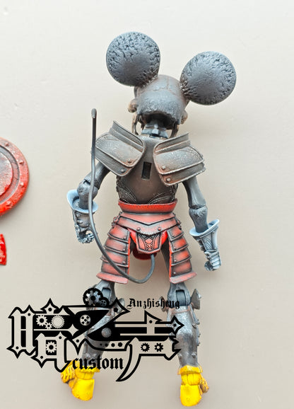 Head Carving -  White mouse skeleton Head